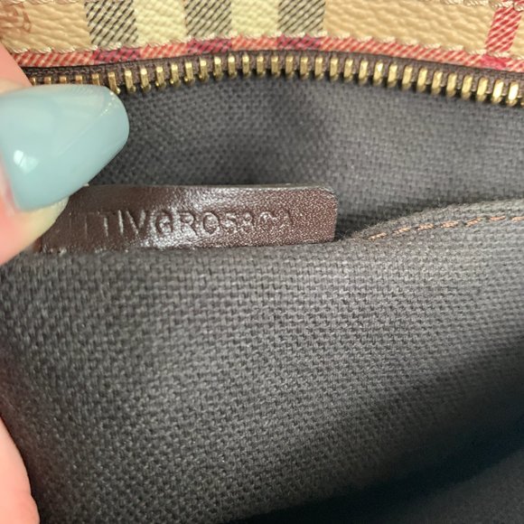 Burberry Classic Checked Leather Tote - Picture 5 of 7